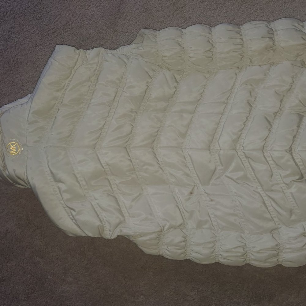Michael Kors While Puffy Vest